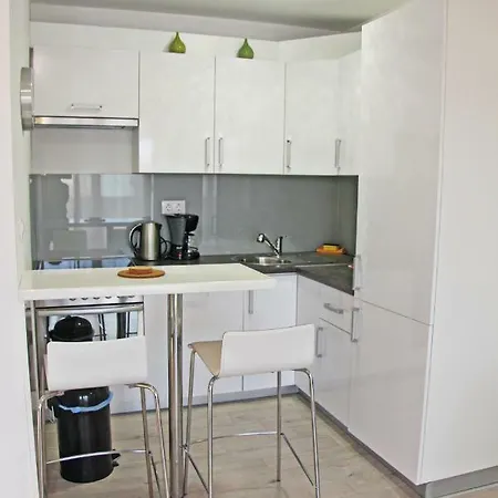 Apartman Nikola * Pula